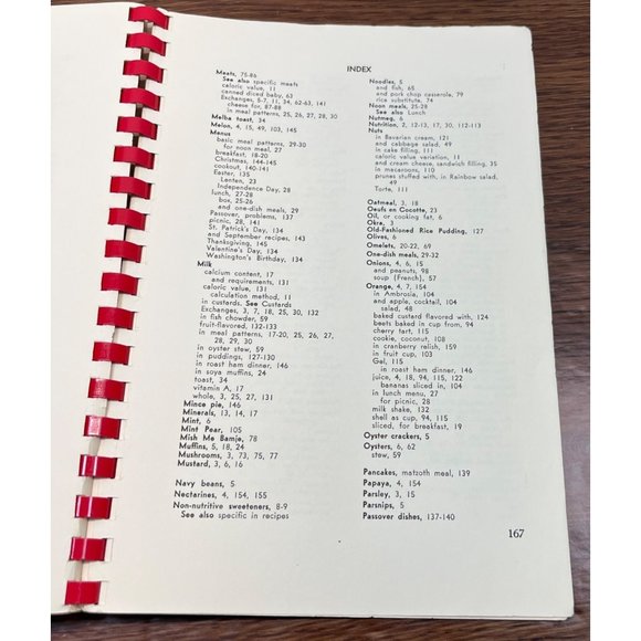 A Cookbook for Diabetics Recipes from the ADA Forecast 1959 Maude Behrman - Picture 9 of 10